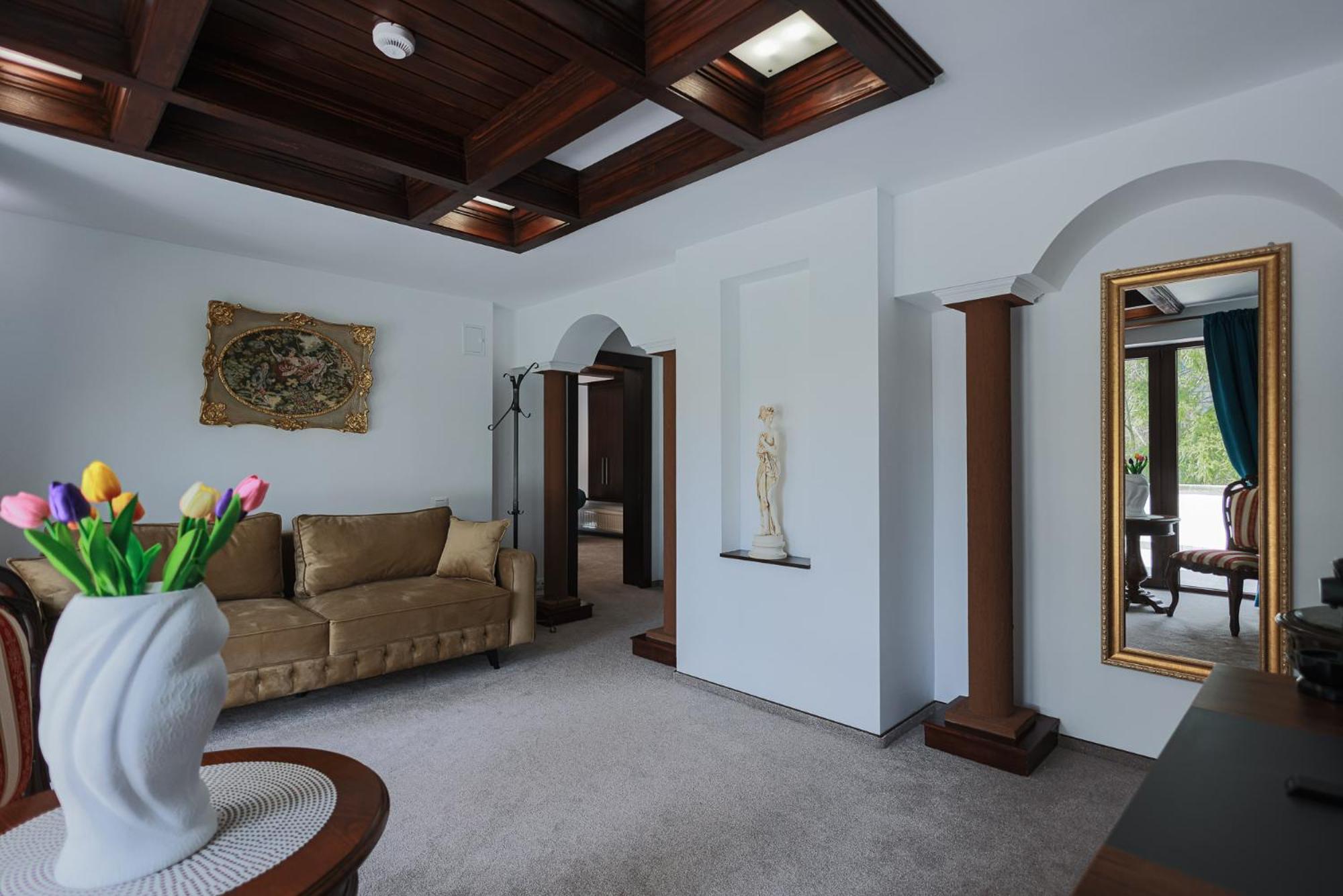 Villa Tom Sinaia Esterno foto