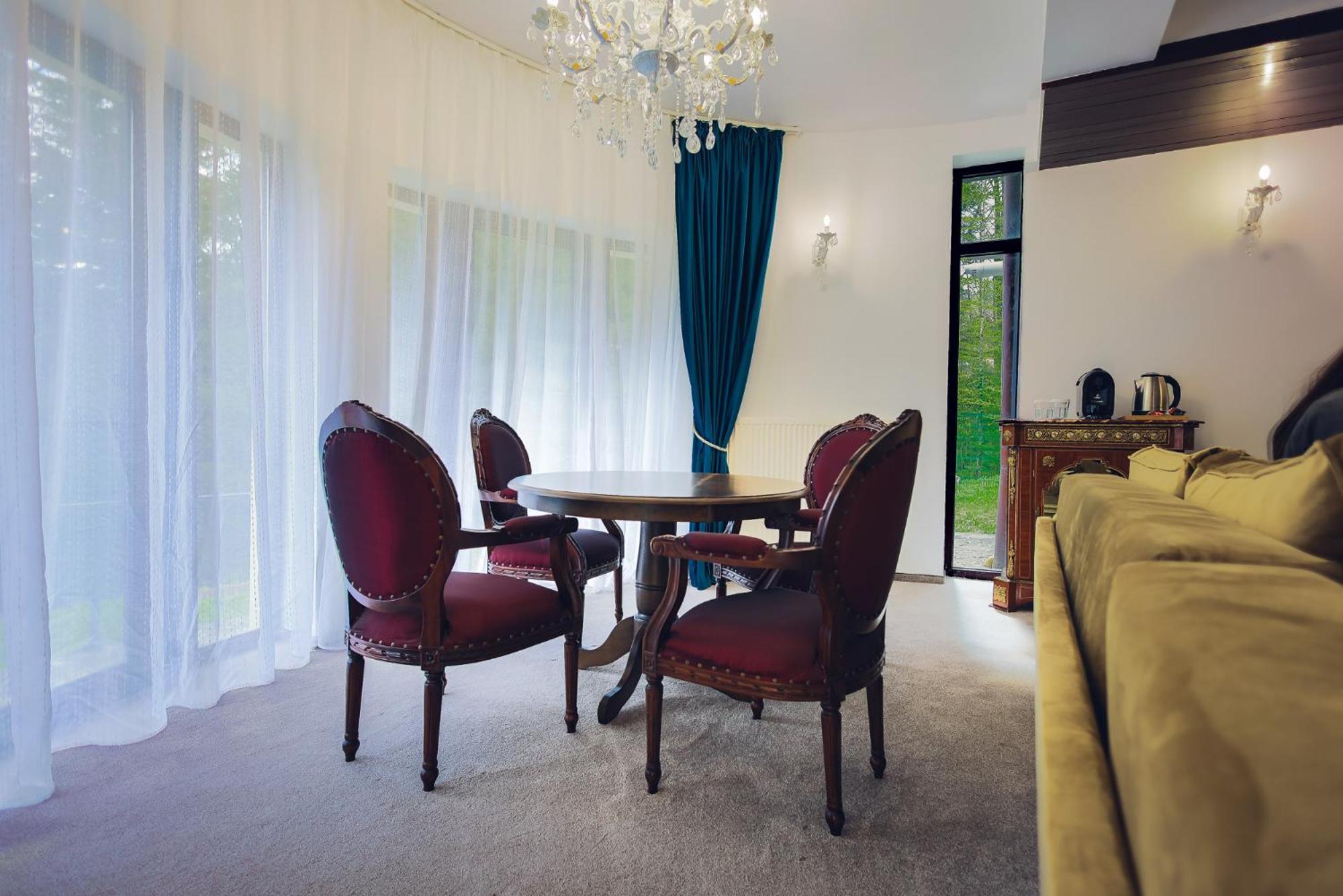 Villa Tom Sinaia Esterno foto